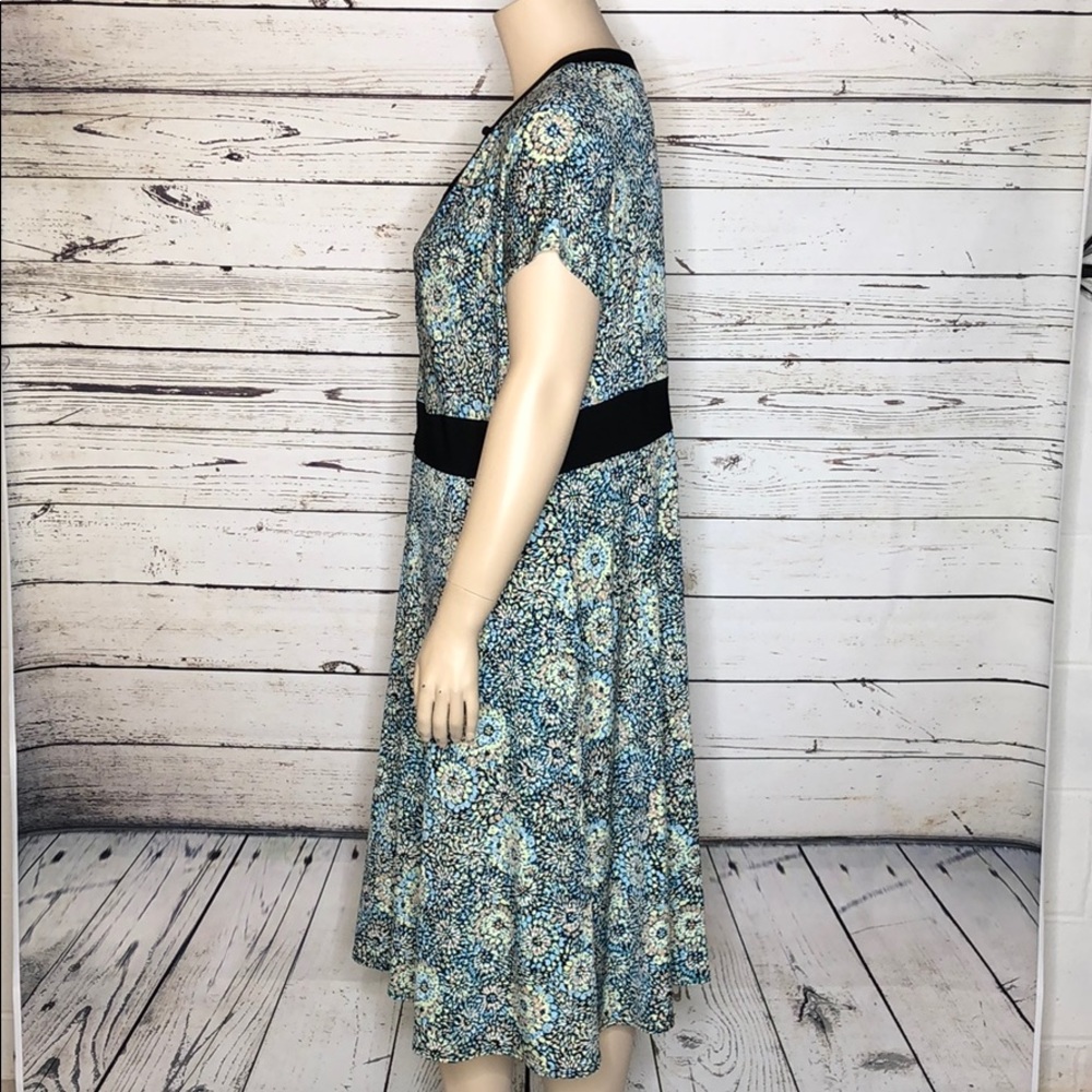 dressbarn Blue and Black Floral Midi Dress - Picture 3 of 7